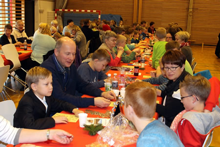 D. 23. nov. 2014 blev det årlige julebanko afholdt af Hee Skoles Støtteforening